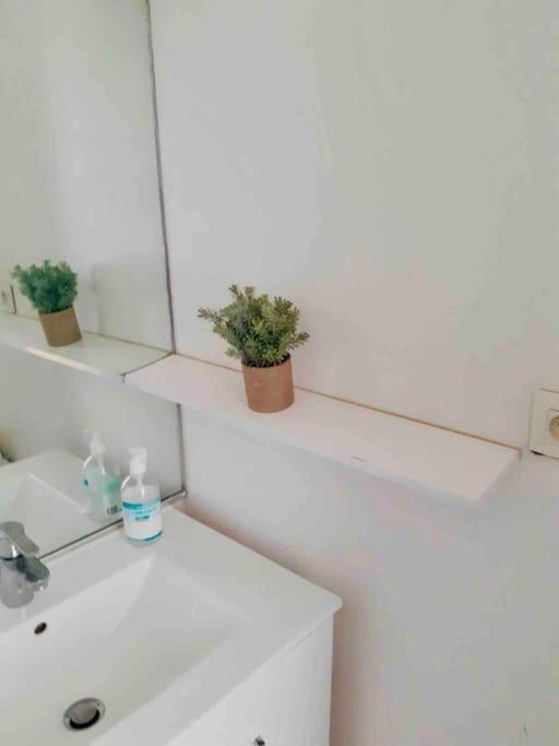 Le Gentil Paris Apartment ฌ็องตีญี ภายนอก รูปภาพ