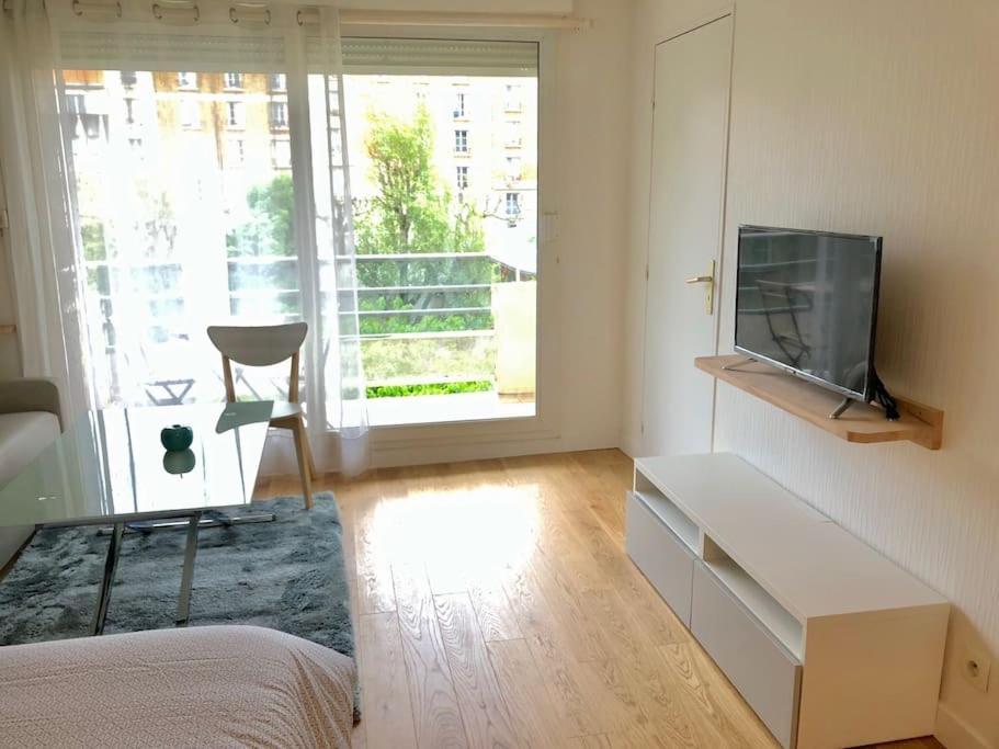 Le Gentil Paris Apartment ฌ็องตีญี ภายนอก รูปภาพ