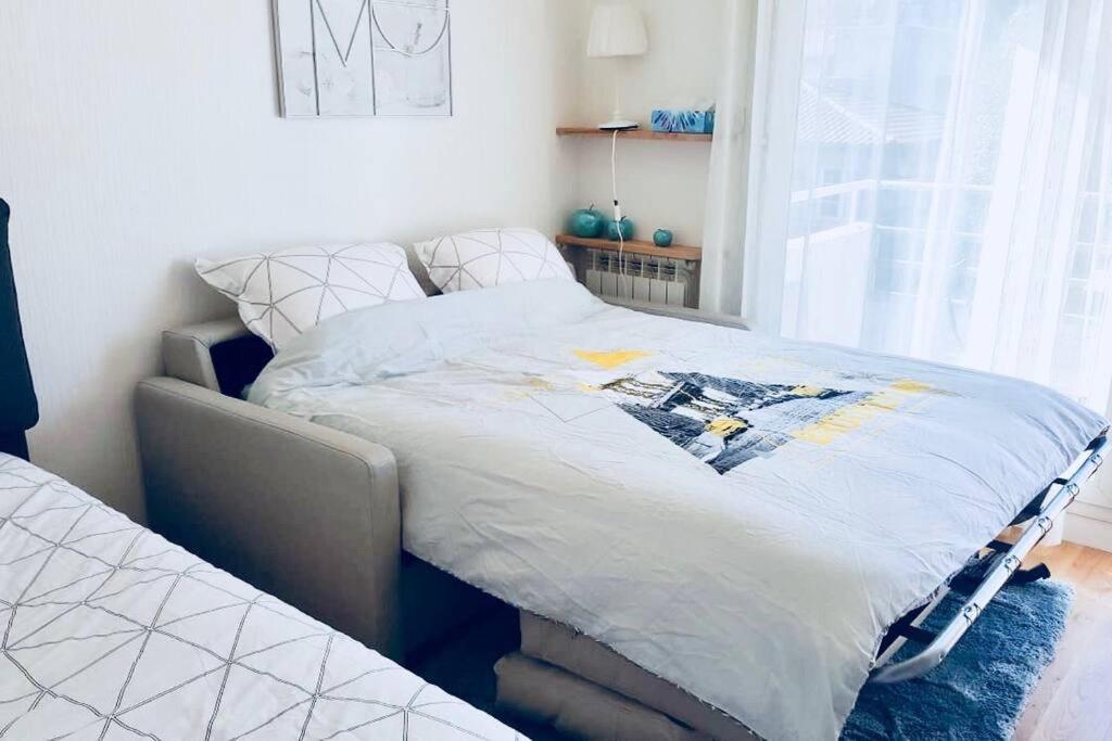 Le Gentil Paris Apartment ฌ็องตีญี ภายนอก รูปภาพ